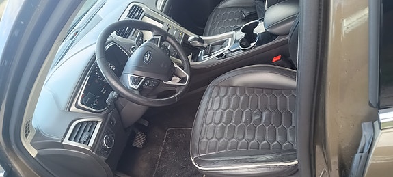 Ford Mondeo 2 of 17
