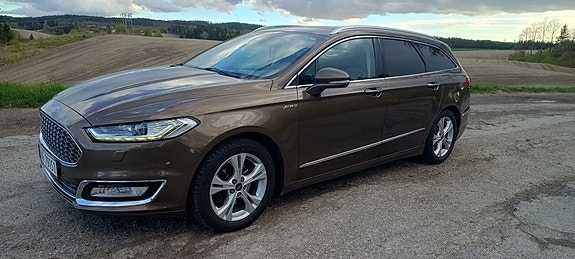 Ford Mondeo 5 of 17