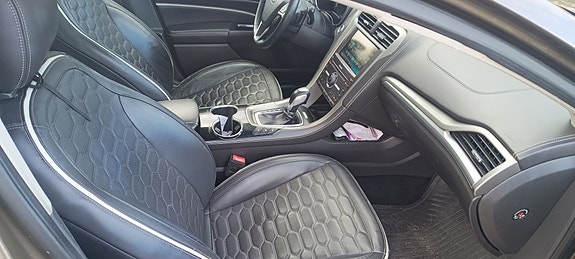 Ford Mondeo 7 of 17