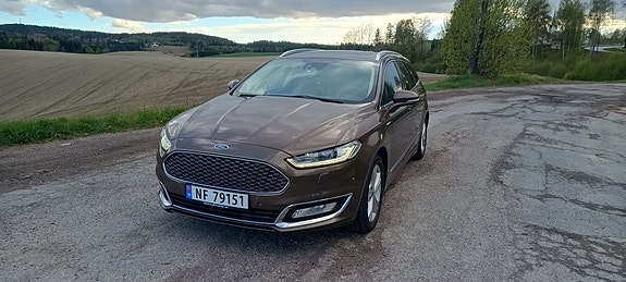 Ford Mondeo 12 of 17