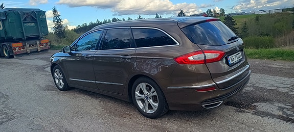 Ford Mondeo 13 of 17