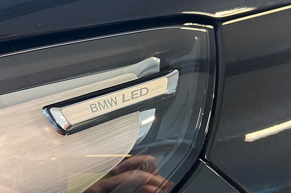 BMW iX1 22 of 30