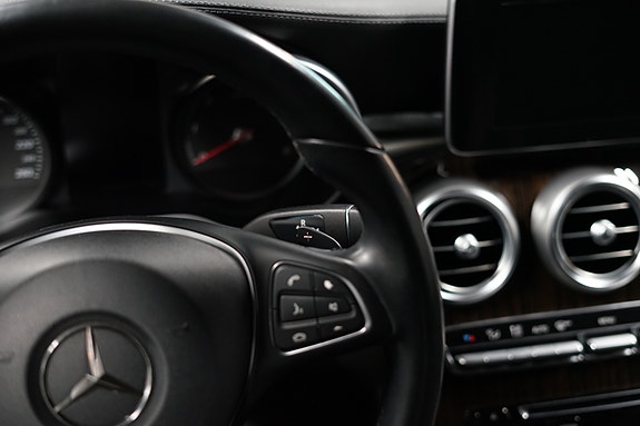 Mercedes-Benz GLC220 d 15 of 30