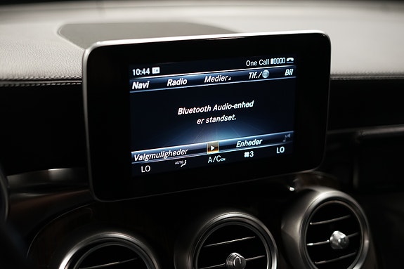 Mercedes-Benz GLC220 d 28 of 30