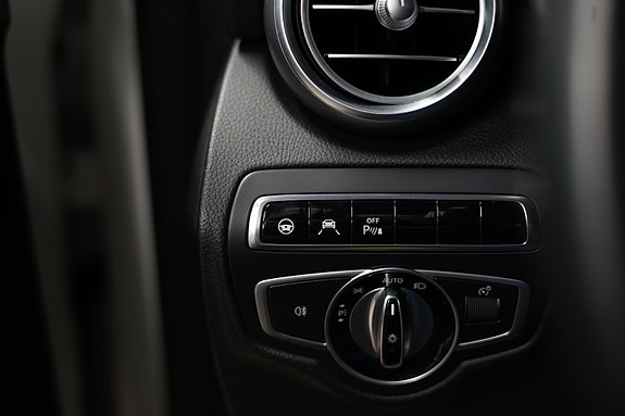 Mercedes-Benz GLC220 d 11 of 30