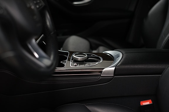 Mercedes-Benz GLC220 d 22 of 30