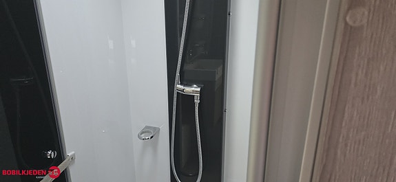 Challenger 377 Enkeltsenger og stor bad bak 25 of 30