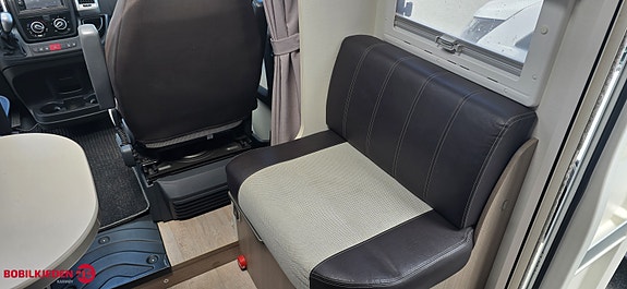 Challenger 377 Enkeltsenger og stor bad bak 7 of 30