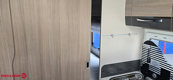 Challenger 377 Enkeltsenger og stor bad bak 23 of 30