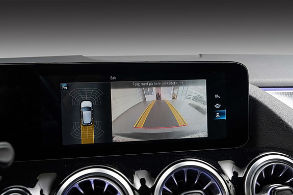 Mercedes-Benz EQA250 15 of 26