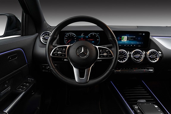 Mercedes-Benz EQA250 21 of 26