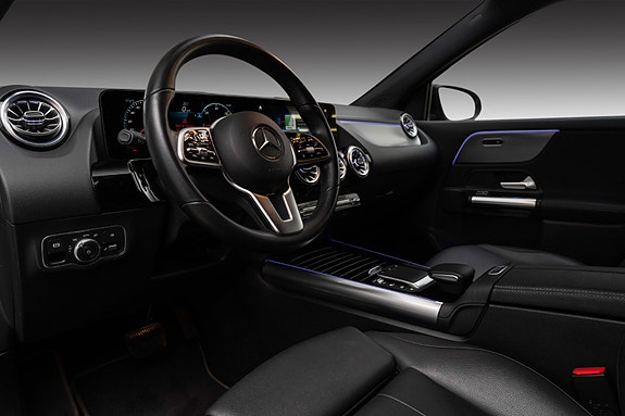 Mercedes-Benz EQA250 18 of 26
