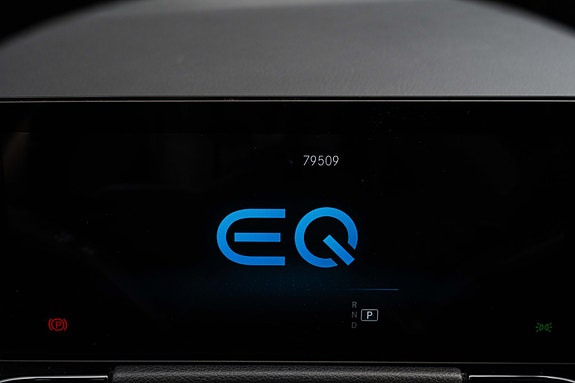 Mercedes-Benz EQA250 10 of 26