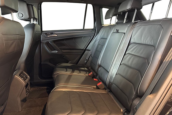 Volkswagen Tiguan 13 of 26
