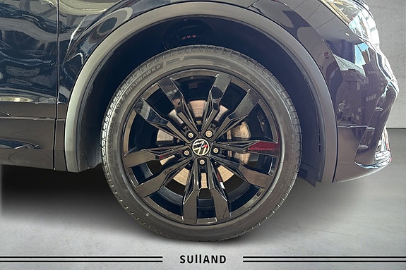 Volkswagen Tiguan 24 of 26