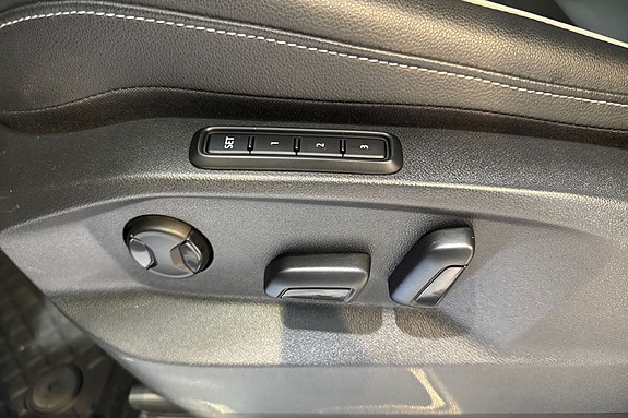 Volkswagen Tiguan 19 of 26