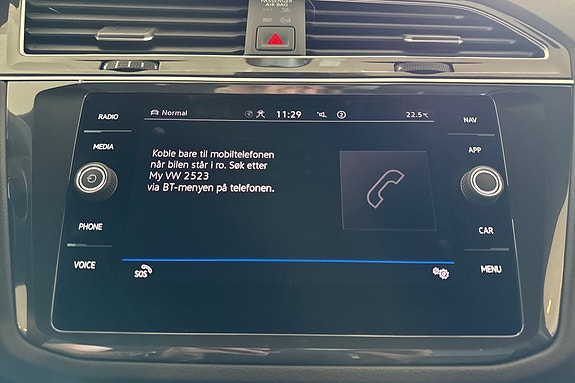 Volkswagen Tiguan 18 of 26