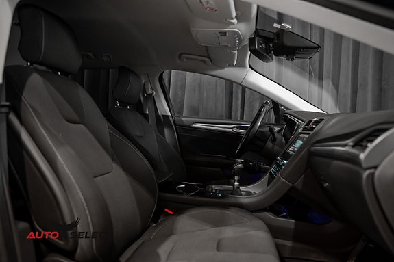 Ford Mondeo 18 of 30