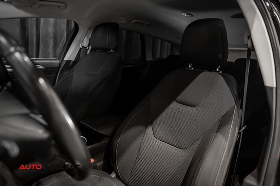 Ford Mondeo 23 of 30