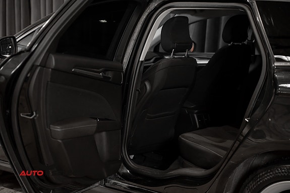 Ford Mondeo 14 of 30