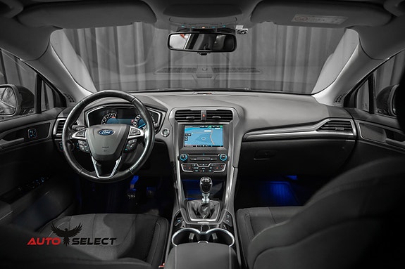 Ford Mondeo 30 of 30