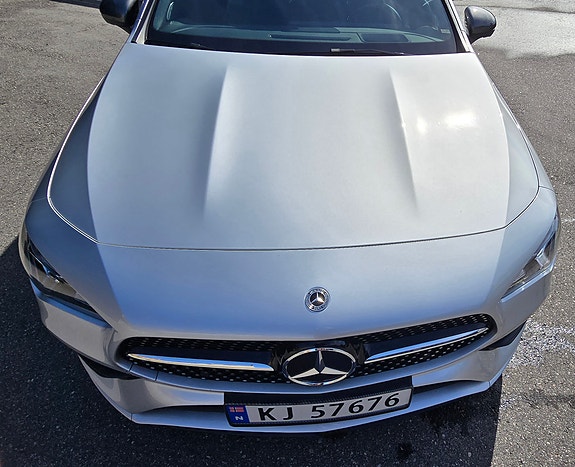 Mercedes-Benz CLA250 e 7 of 26