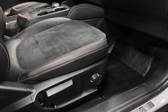 Ford Kuga 20 of 30