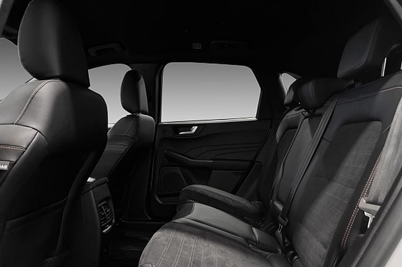 Ford Kuga 24 of 30