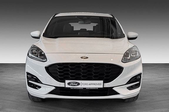 Ford Kuga 3 of 30