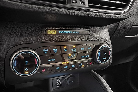 Ford Kuga 22 of 29