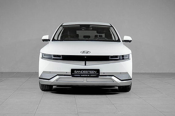 Hyundai Ioniq 5 2 of 24