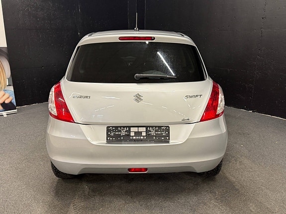 Suzuki Swift 5 of 19
