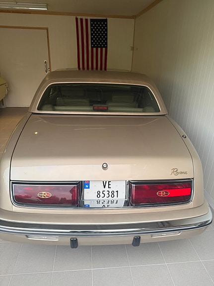 Buick Riviera 15 of 19