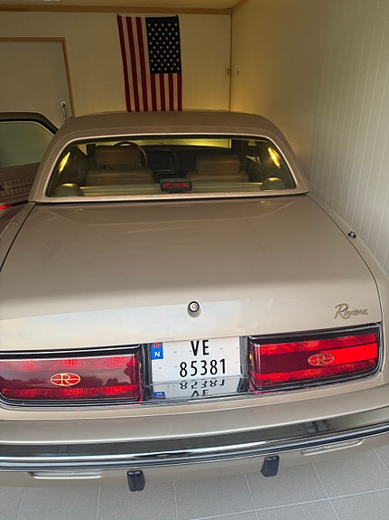 Buick Riviera 19 of 19