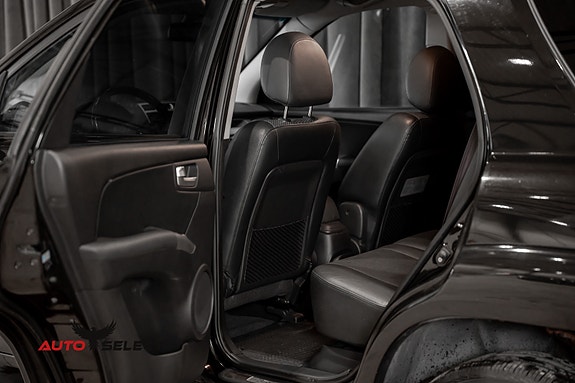 Kia Sportage 16 of 30