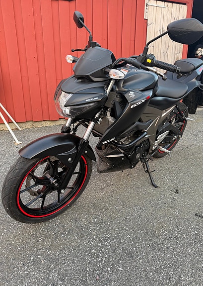 Suzuki GSX-S 125 5 of 7