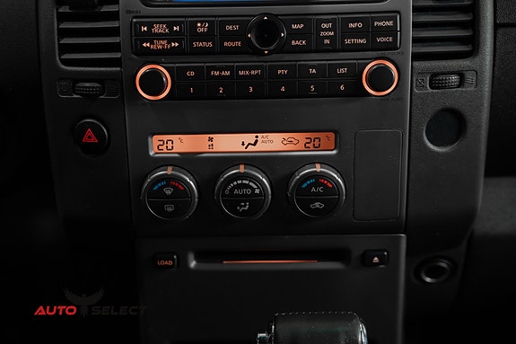Nissan Navara 30 of 30