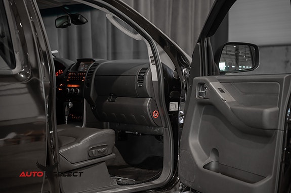 Nissan Navara 18 of 30