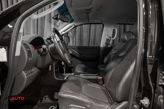 Nissan Navara 14 of 30