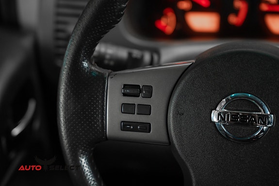 Nissan Navara 25 of 30