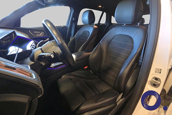 Mercedes-Benz EQC400 14 of 30