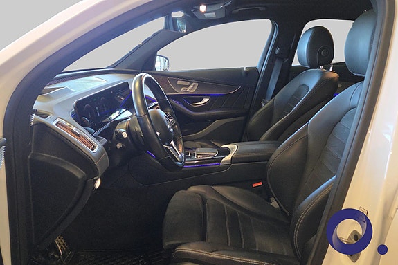 Mercedes-Benz EQC400 13 of 30