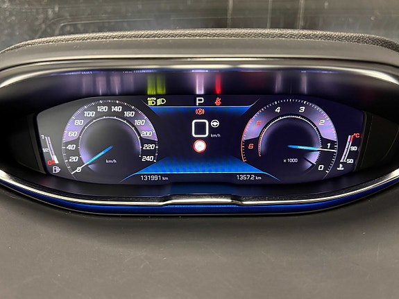 Peugeot 5008 10 of 29
