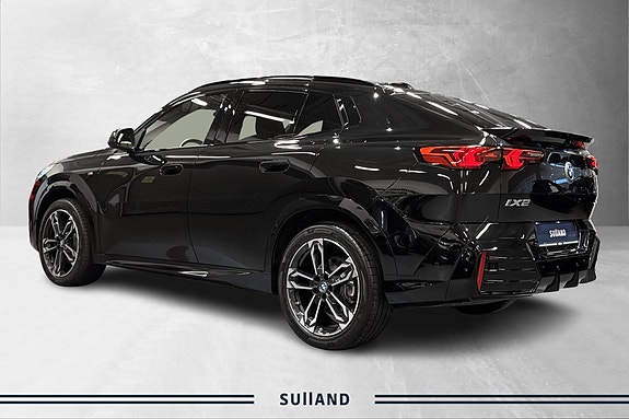 BMW iX2 5 of 30