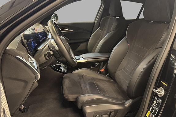 BMW iX2 13 of 30