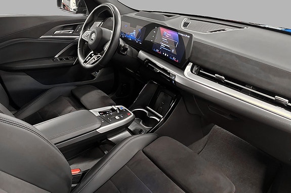 BMW iX2 17 of 30