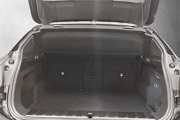 BMW iX2 8 of 30