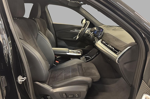 BMW iX2 19 of 30