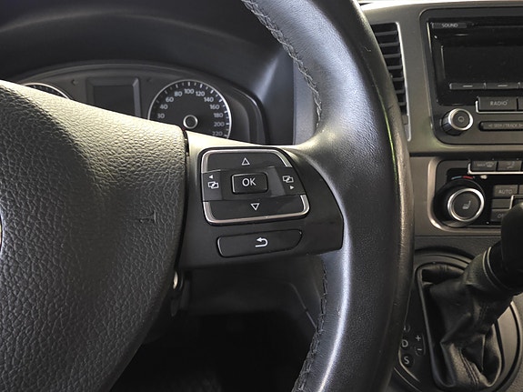 Volkswagen Caravelle 20 of 30