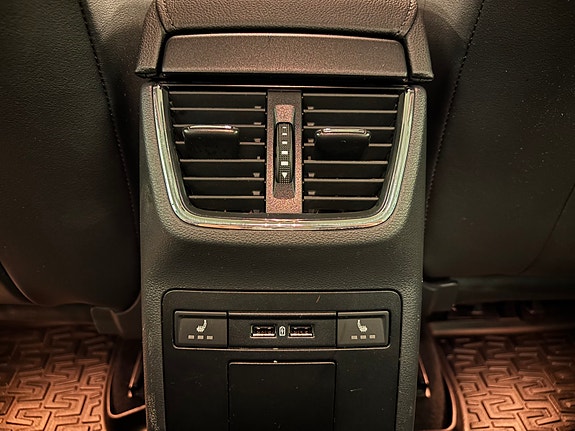 Skoda Octavia Scout 28 of 30